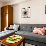 Сasa de vacaciones Nest - & Cozy Hideout