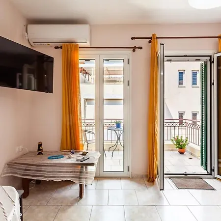 Nest - & Cozy Hideout