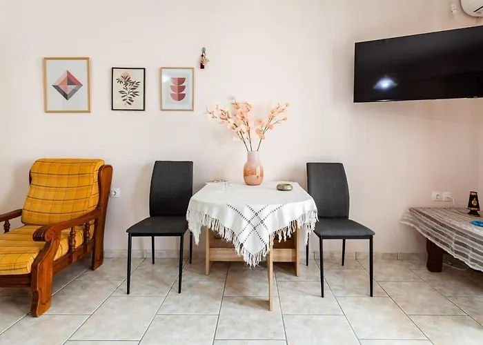 Nest - & Cozy Hideout * Calamata